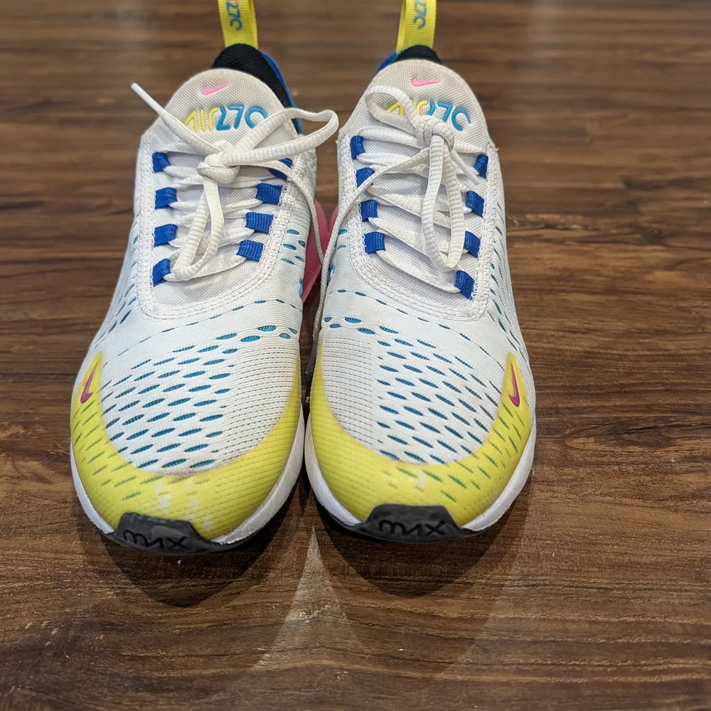 Nike Kids Air Max 270 White, Blue, and Yellow Sneakers - Picture 3 of 4